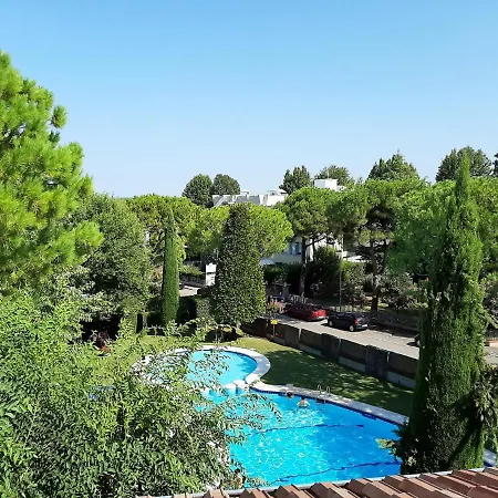 Genziana - Con Vista Piscina E Garage * Сирмионе